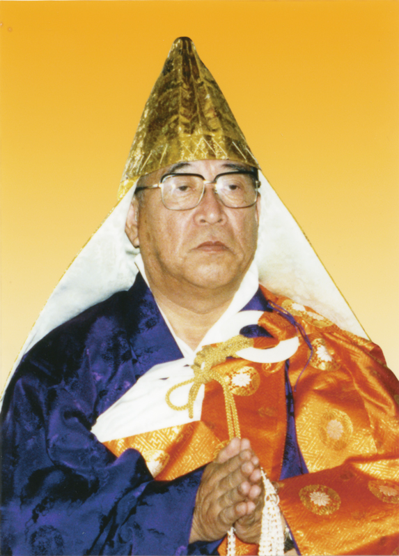 在りし日の井本学雄さん