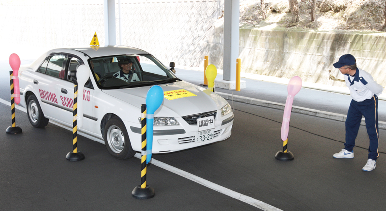 熟練ドライバーの卓越した技能が光った運転コンテスト