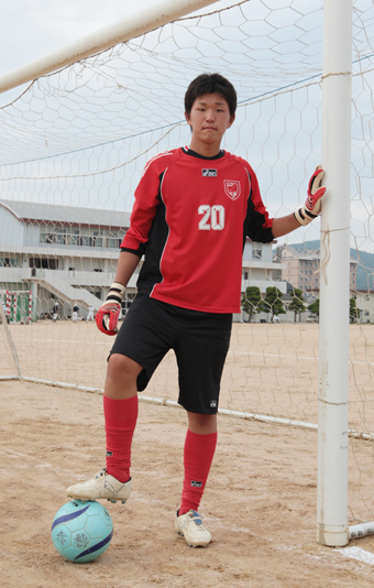 赤穂高サッカー部初の国体選手となった高野純一選手