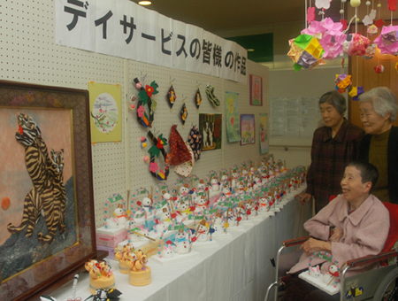 千種の苑で行われている作品展