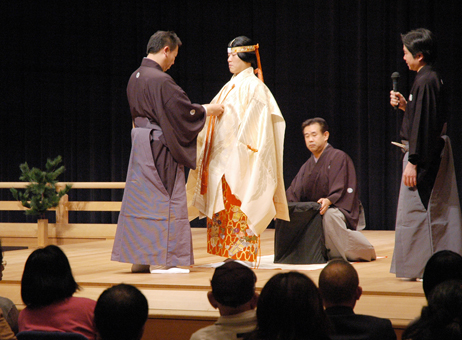 新作能「河勝」赤穂公演のプレイベントとして開かれた能楽ワークショップ