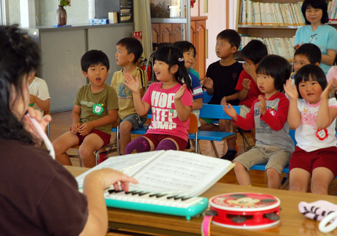 楽しいひとときを過ごしたミニ演奏会