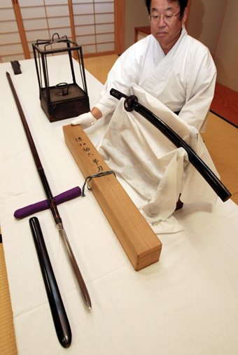 子孫から奉納された赤穂義士・近松勘六の遺品