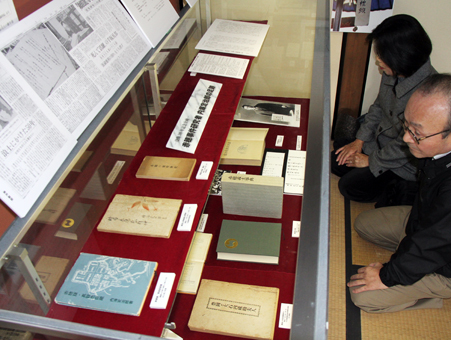 旧坂越浦会所で開催中の内海定治郎展