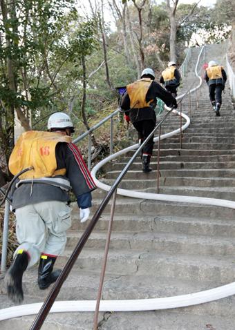 山火事現場に向かうジェットシューター部隊