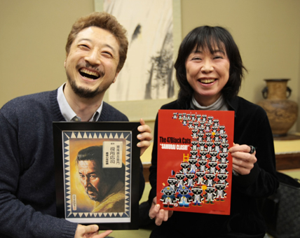 「忠臣蔵をもっと広めよう」と誓い合った、もりいくすおさんとマエカワマサミさん