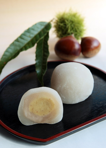 新発売の秋季限定「栗餅」