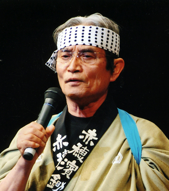 「ともしびの賞」の受賞が決まった萬代新一郎さん