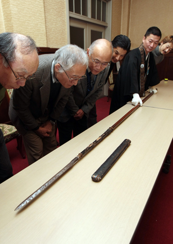 赤穂義士の一人、間新六が討ち入りで使用したと伝えられる槍