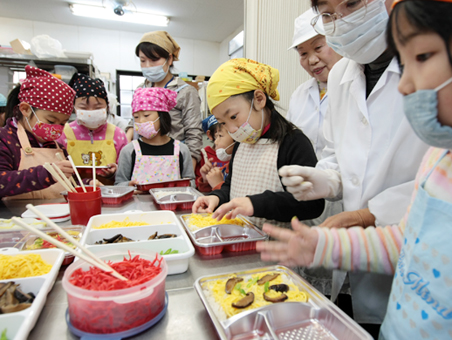 周世ふれあい市場であった食育体験