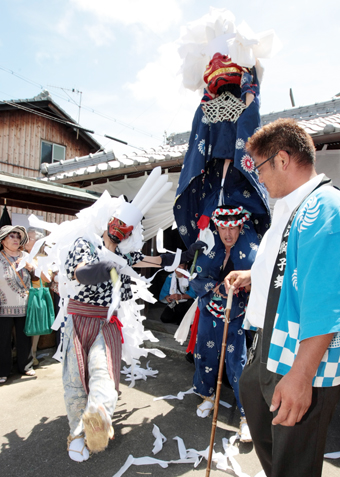 10年ぶりに奉納された中広・伊勢神社の神楽舞