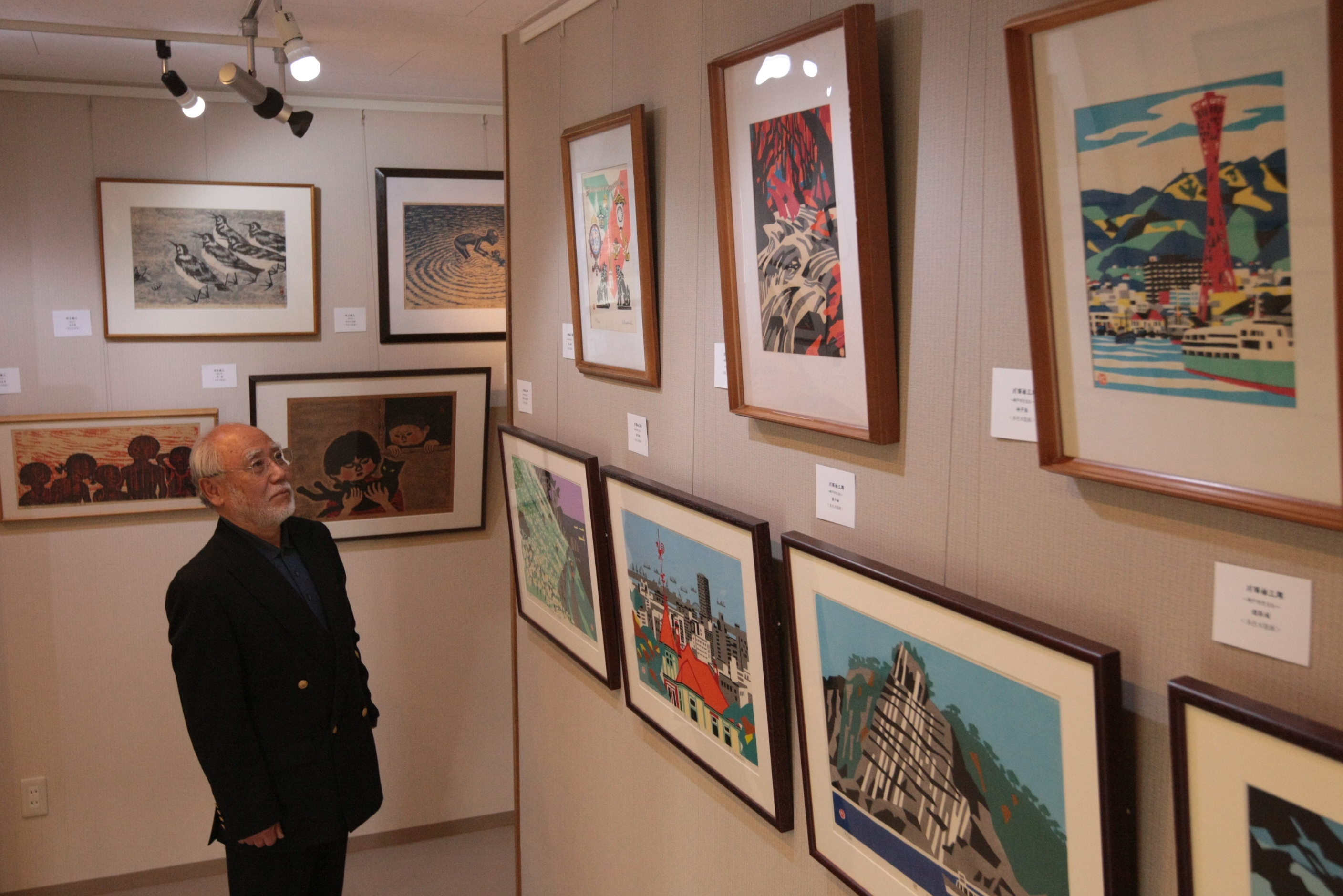 たでのはな美術館で開催中の「ゆかりの版画家〜兵庫県〜」展