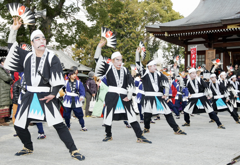 赤穂で11年ぶりに奉納演舞された「中関元禄義士踊り」