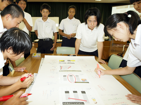 いじめ根絶に学校の垣根を越えて取り組んでいる「赤穂市生徒会UNION」