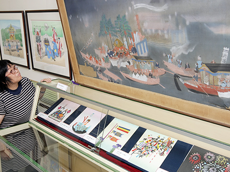 多彩な作品が並ぶ企画展示「描かれた赤穂の祭り」
