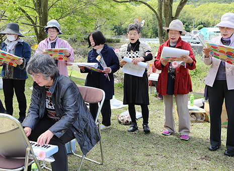 歌声喫茶1周年を記念して行われた青空イベント