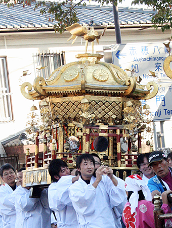 52年ぶりに神輿を担いだ昨年の神幸式