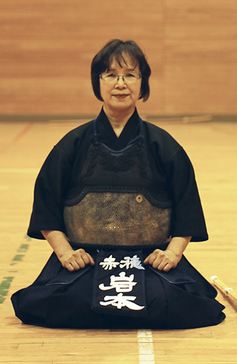 剣道七段審査会に合格した岩本ミヨ子さん。赤穂市内では23人目で女性第1号