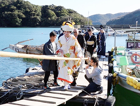 昔懐かしい婚礼道中を再現した「坂越の嫁入り」