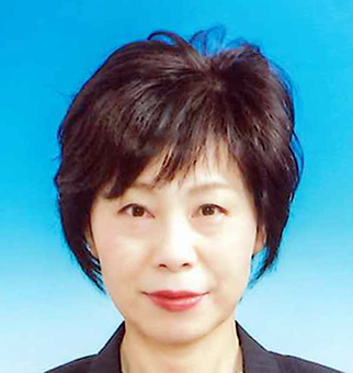 鍋島真弓・坂越小校長