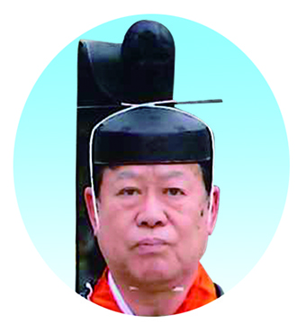 浄階一級を授与された飯尾義明宮司