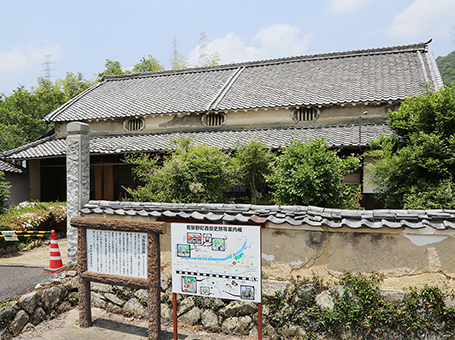 市民グループが保存活用を目指して動き出した若狭野浅野家の旧札座