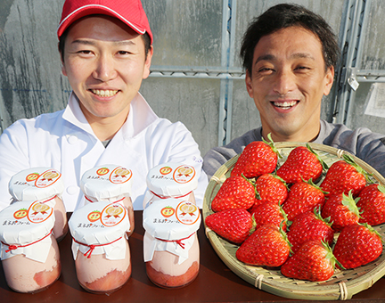 「ぜひ味わって」と笑顔の丸尾友明さん(右)と石野剛史さん