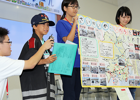 多彩な作品が発表された「あこう絵マップコンクール」の公開審査会