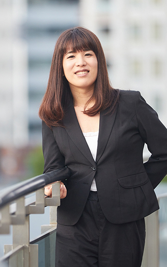 シンガーソングライターの悠以さん