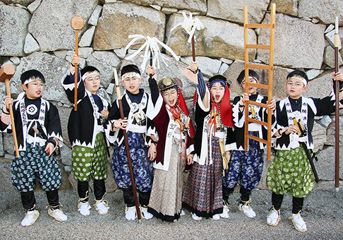 かわいいこども義士行列も出陣
