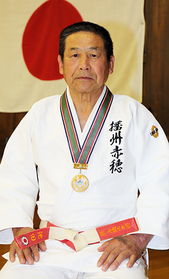 日本ベテランズ柔道で5年ぶり4度目の優勝を飾った池田正男さん