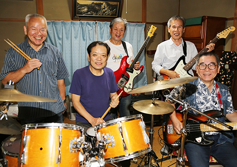 「炎の十番街ツアー」赤穂公演に出演するバンドのみなさん