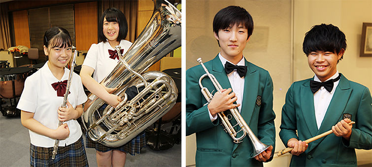 写真左は岡山学芸館の山本さん(左)と林さん。同右は明誠学院の正木君(左)と金碇君)