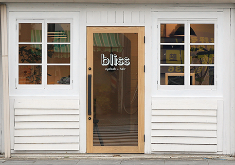 7月22日オープンの美容院「bliss」