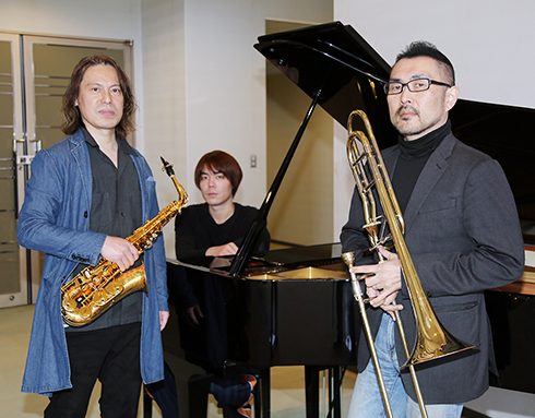 赤穂ゆかりの楽曲で地元のPVを製作する活動に取り組んでいる赤穂市音楽協会の有志