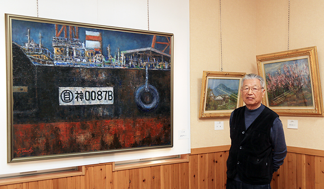 作品展を開いている田中良成さん