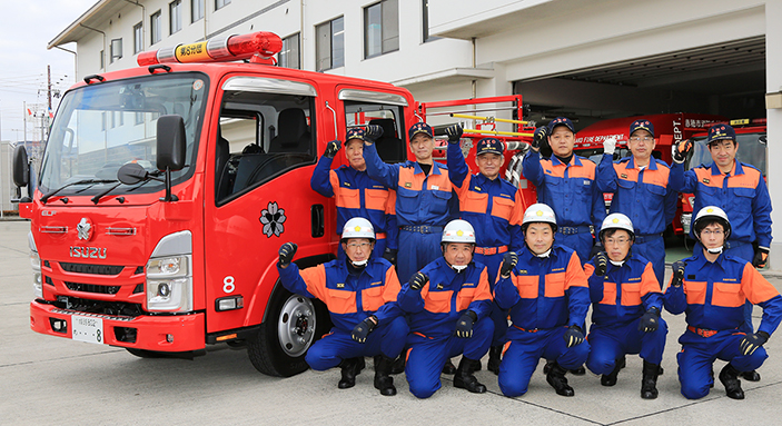 新たに消防ポンプ車が配備され意気上がる第8分団