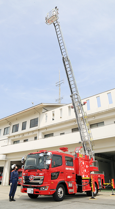 27年ぶりに更新した15メートル級はしご車